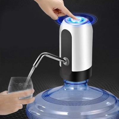 China Bomba de agua potable automática USB recargable Pequeña y respetuosa con el medio ambiente en venta