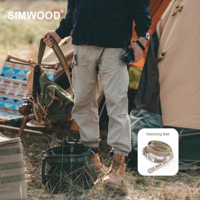 China SIMWOOD 2022 QUICK DRY spring belted cargo pants for men casual cotton twill wholesale pants comfortable outside pockets bulk up men trousers for sale