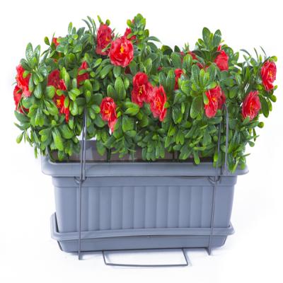 China Easily Assembled Box Decoration Garden Fence Artificial Flower Potted Plant for sale