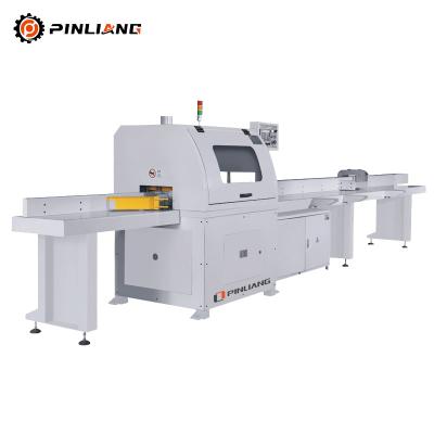 China VERTICAL CNC Wood Cutting Automatic Timber Saw Machine Cross Cut Sawing Machine for sale