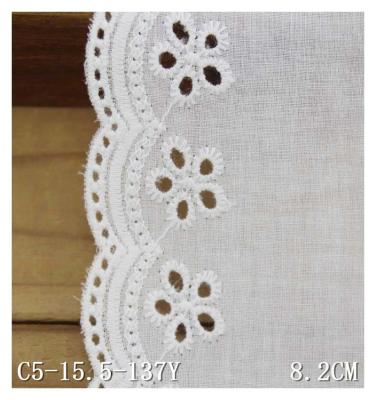 China Sustainable Wide White Scalloped Eyelet Cotton Lace 8cm Dress Lace Trim for sale