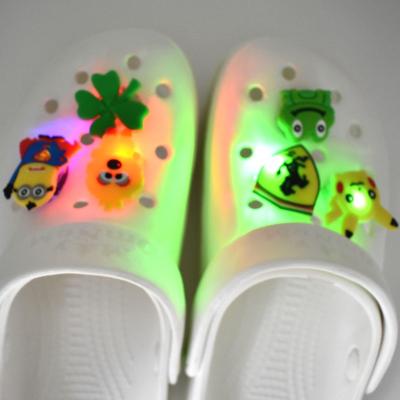 China Shoe Charms Shoe Top Sparkling Decoration Led Light Up Kids Shoes Charms Accessory for sale