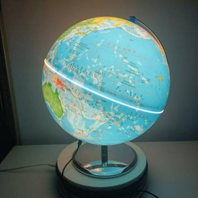 China Outdoor decoration Heidelberg office decoration printing small plastic globe for sale for sale