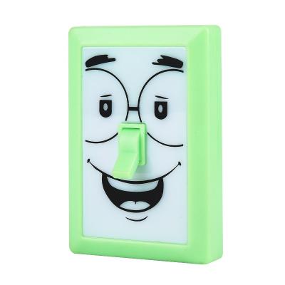 China Super Bright Battery Operated Modern 3xAAA With Strong Magnet And Hanger Face Switch Funny Smiling Night Light for sale