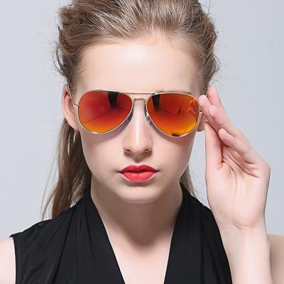 China 2020 Fashion Sunglasses W3026 Unisex Pilot Sunglasses Men Travel Vintage Driving Sun Glasses Rivet Mirror Shades UV400 for sale