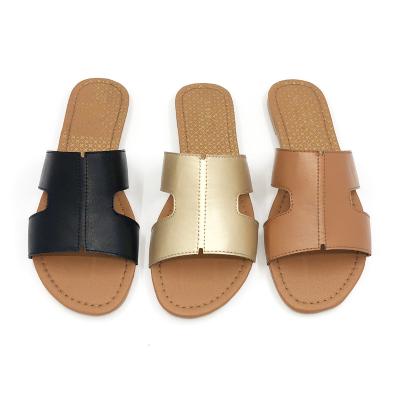 China Hot Sale Fashion Trend Designer Sandals Women Flats Sandals For Summer Women Soft Unique Flat Slippers for sale