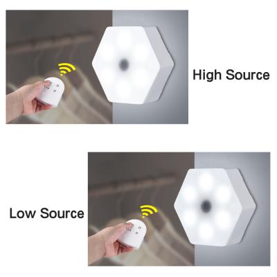 China 3Pack DIY Hexagon Touch Lamp Wall Mounted Cordless Battery Operated Stick on Cabinet Lighting LED Puck Light with Remote Control for Kitchen for sale