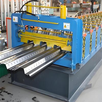 China 45#Steel Iron Roofing Sheet Roll Forming Machine For Various Tile Sizes for sale