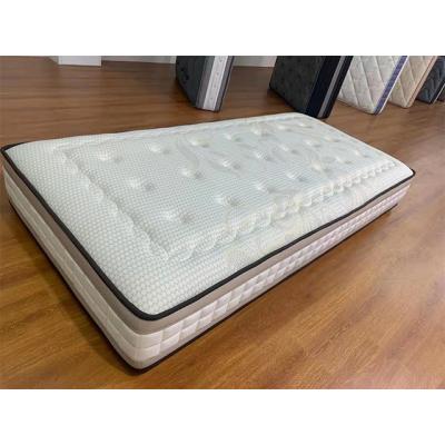 China Foldable Mattress Pocket Spring 25cm With Luxury Crown Design For Side High Grade Knitted Fabric Queen Size Bed Mattress In A Box for sale