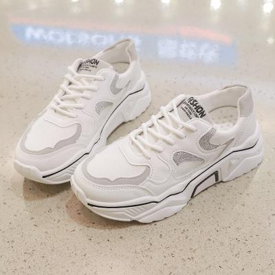 China 2019 Breathable New FashionCcomfortable Lace Up Type White Women Casual Shoes Fashion Sneaker for sale