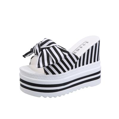 China Height Increasing Waist Increasing Slipper 2019 Newest Fashion Casual Slipper for sale