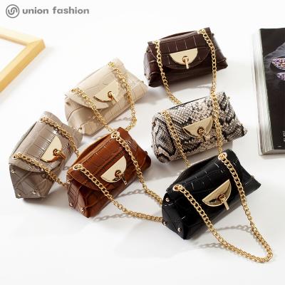 China Luxury Women Chained Snake Pattern Alligator PU Phone Fanny Pack Bumbag Waist Bag For Girl for sale