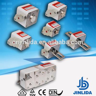 China Square Type Semiconductor Protection LOW VOLTAGE 170M Silver Fast Acting Fuse for sale