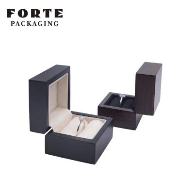 China FORTE Eco-Friendly 'Jewelry Box' Wooden Jewelry Bracelets Box Custom Logo Walnut Wooden Jewelry Box for sale