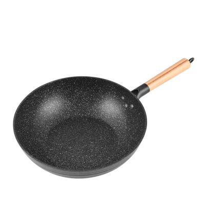 China Household CLASSIC Thick Double-eared Wok Aluminum Wok Pan With Wooden Handle for sale