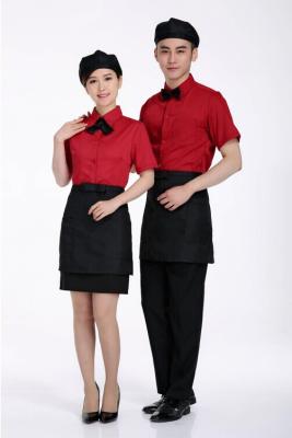 Chine uniformes occidentaux adaptés aux besoins du client de personnel d'hôtel de chemise pour les hommes et des femmes avec le tablier de taille à vendre