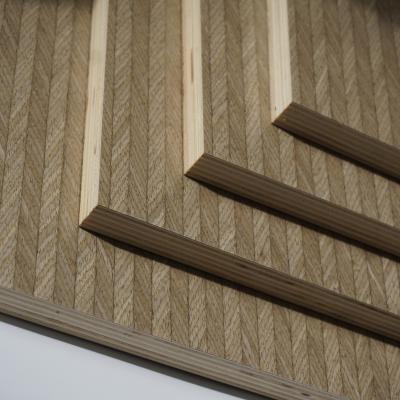 China Decorative Board Wave Wood Veneer UV Engineered Plywood for sale