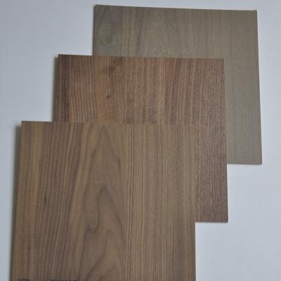 China Sample Greenland Black Walnut UV Prefinished Quarter Cut Crown Cut Natural Engineered Panel 300MM*300MM for sale