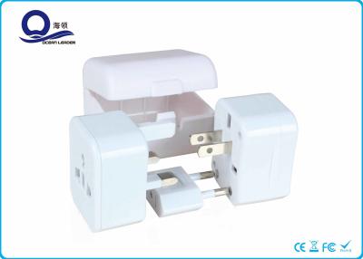 China Schneller Aufladungsusb-Reise-Konverter-Adapter, Amerikaner USB-Reise-Stecker-Adapter zu verkaufen