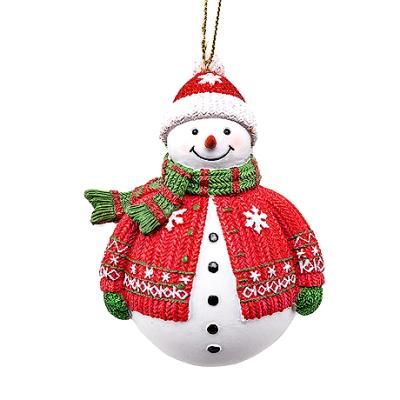 China Christmas/New Year Decoration Xmas/New Year Decoration Polyresin White Snowman Ornt for sale