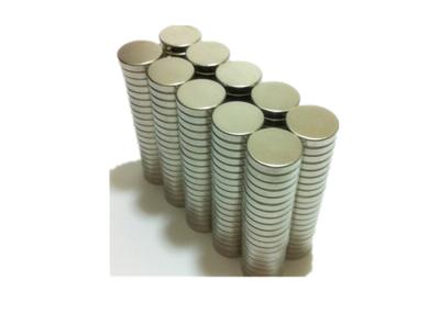 China Radial Magnetized Sintered Neodymium Cylinder Magnets For Phone Cover Packing for sale