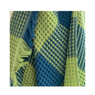 China Anti-Pull Green and Good Breathability Blue Pink Waffle Blanket, No Shrinkage and No Static Fringe Long-staple 100% Cotton Waffle Blanket for sale