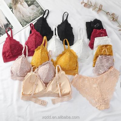 China QUICK DRY Removable Thin Padded Thin Padded Bra Set Chest Pad Triangle Cup Lace Bra Set New Pattern Lace Up V-Neck Vest Tube Top Set For Women for sale