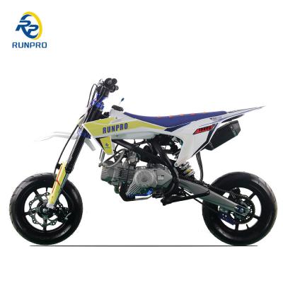 中国 エンジン4ストロークランプロ 190cc オイルクーラーピットバイク GPモートディートバイク愛好家向け 販売のため