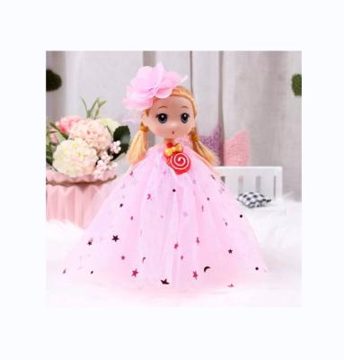 China Mini Hot Selling Little Pretty 18cm Princess Doll Girl Gift Popular Wedding Key Chain Bag Accessories Toy Princess Doll for sale