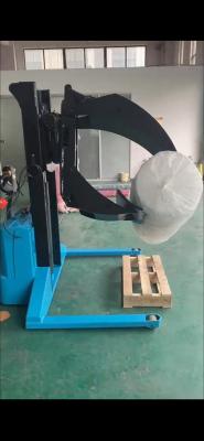 China Electric pallet stacker 1000-2000 kg forklift truck with paper roll clamps rotating 360 degrees for sale