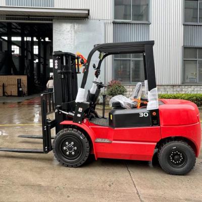 China 2.5 Tonnen 4m Diesel-Forklift-Lkw Multifunktionelle kleine Diesel-Forklift für alle Gelände zu verkaufen