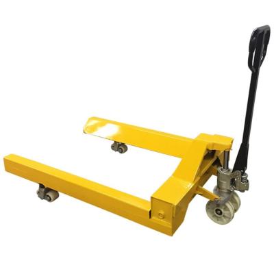 China 2000 Kg 2 Tons Manual Hand Pallet Truck For Handling And Transporting Cylindrical Loads for sale