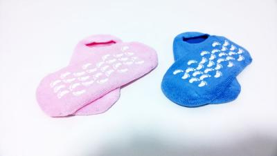 China Nylon Spandex Moisturizing Gel Socks , Anti-slip Spa Gel Socks for sale