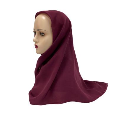 China 2021 wholesale veil fabric ready to ship popular hijab veil dyed women scarf with high quality sarongs for sale