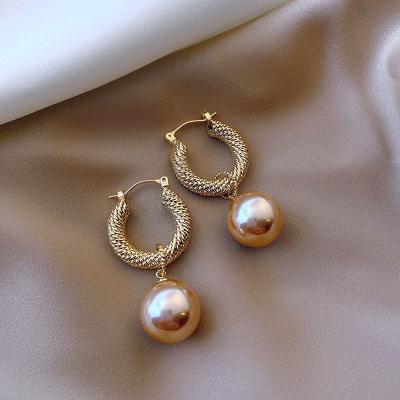 China 2021 TRENDY Fashion Jewelry Earrings Vintage 925 Silver Needle Around Circle Pearl Earrings for sale