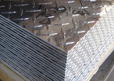 Chine 5052 5083 5754 feuilles de contrôleur d'aluminium/plat en aluminium de bande de roulement pour le plat de Decking de remorque à vendre