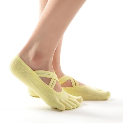 China KANGYI Sports Factory OEM Custom Anti-slip Five Toes Exercise Yoga Socks For Women for sale