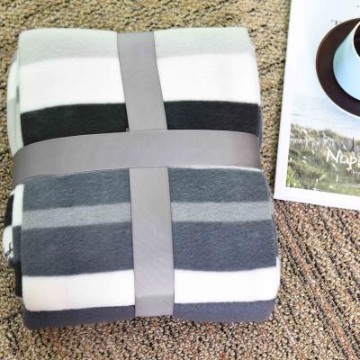 China Anti-pilling 100% Super Soft Printed Endless Polyester Blanket Flannel Fleece Throw Super Soft Blanket For Home for sale