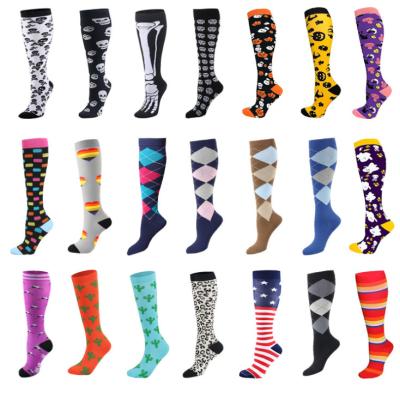 China Global OEM Breathable Service Recycle Standard Durable RPET Compression Socks Recycle Cotton Breathable Crew Socks for sale