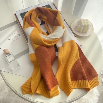 China 2021 spring thin soft silk scarf Korean warm neck European American women's cotton version of the autumn style winter fashion scarf and shawl for sale