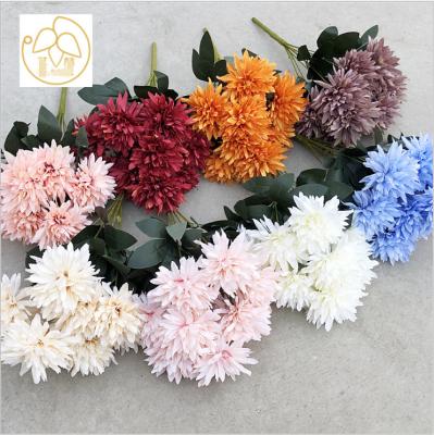 China NEW PRODUCTS real touch nature wedding and home decoration flower real touch silk realistic artificial globe dried chrysanthemum bouquet for sale