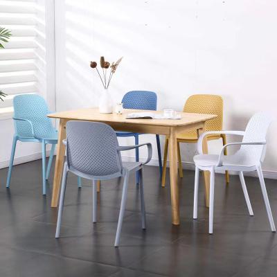 China Hot Sale Modern Cheap Wholesale Modern Provo Dining Plastic Armrest PP Chair for sale