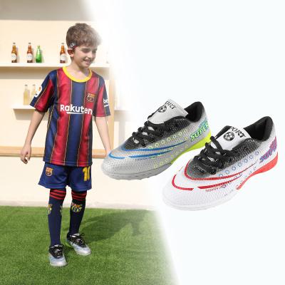 China Cheap Lightweight Online Unisex Sporty Comfortable Silver Trainers Turf Soccer Cleats Professional Futsal Football Sneaker Shoes For Youth for sale