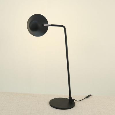 China Indoor Modern Deco Modern LED Desk Lamp for sale