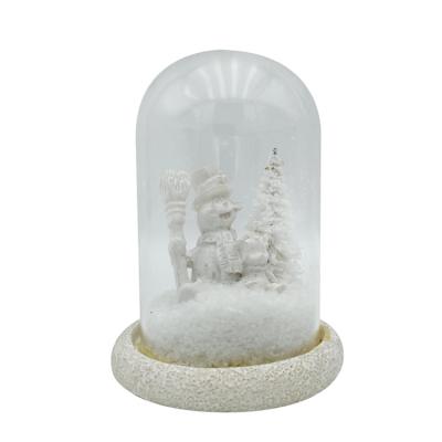 China Europe Wholesale Christmas Gift Lead Resin Snowman Glass Dome for sale