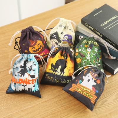 China Low MOQ Halloween Daily Life Canvas Party Gift Candy Bag Halloween Treat Bag High Quality Portable Halloween Candy Drawstring Bag for sale