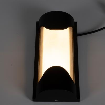 China Modern Luxury Wall Light Outdoor Modern Style For Home Waterproof IP54 Bring Up And Down Lamp for sale