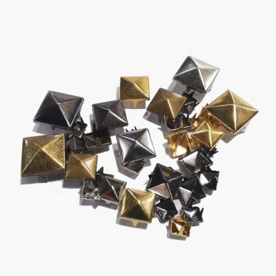 China High Quality Strong And Durable Color Four-claw Rivets Pyramid Gold For Leather Craft Belt Cloth Claw Rivet Punk for sale