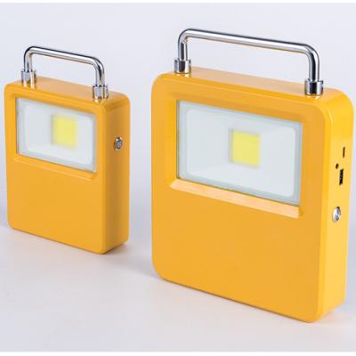 China Camping Lighting Flashing Alarm 10W 20W 30W 50W USB Led Emergency Solar Flat Panel Lamp Easy Carry Portable Rechargeable Light for sale