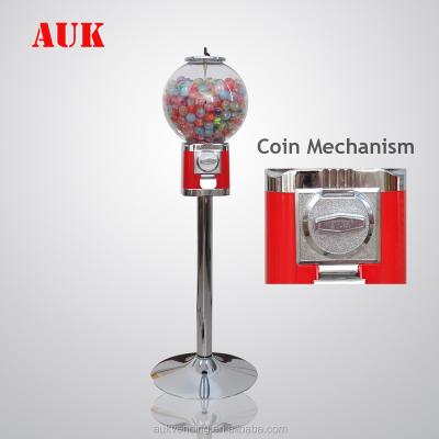 China 2018 hot sale candy product capsule toy candy gum ball bouncy ball toy vending machine with stand for sale